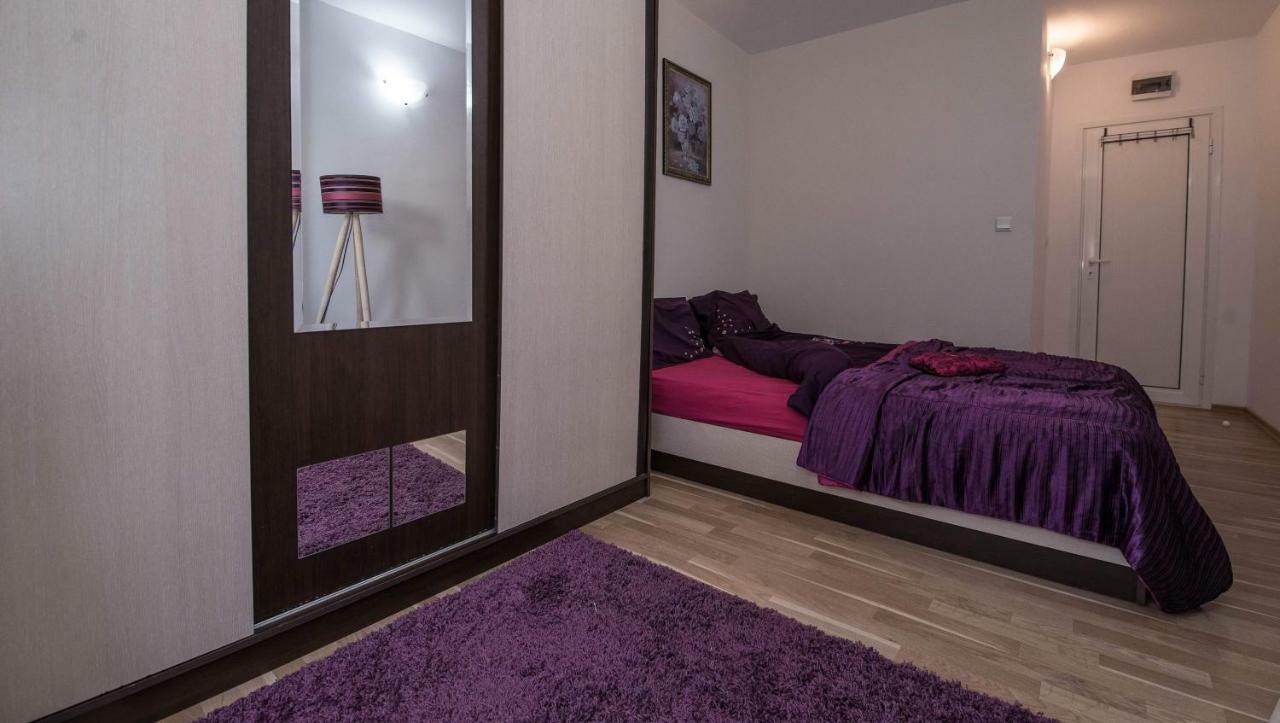 Cherry Garden1 Apartments Несебир Екстер'єр фото