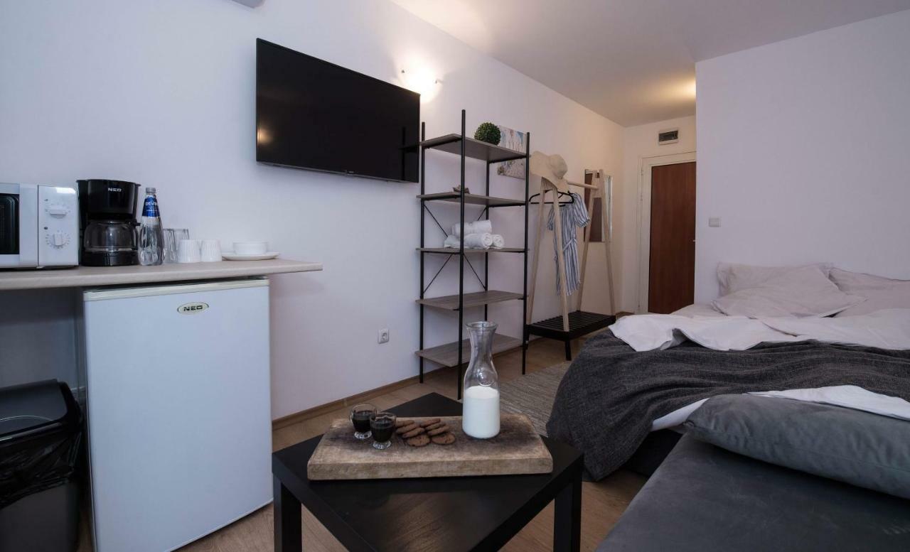 Cherry Garden1 Apartments Несебир Екстер'єр фото