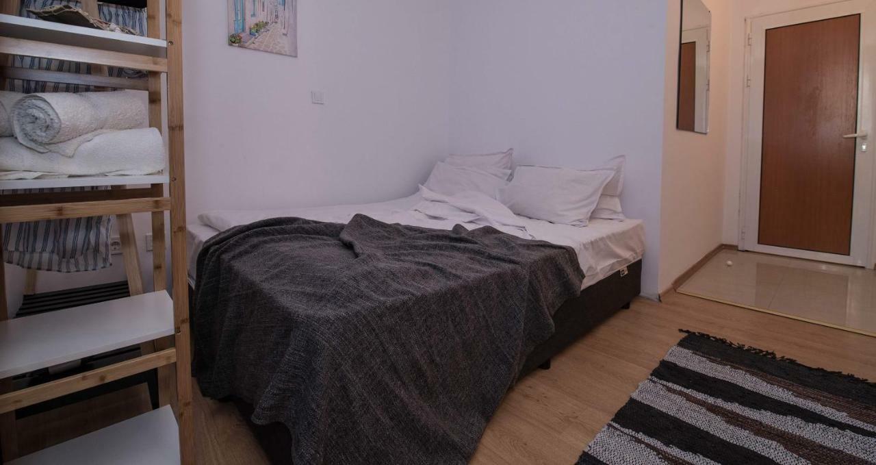Cherry Garden1 Apartments Несебир Екстер'єр фото