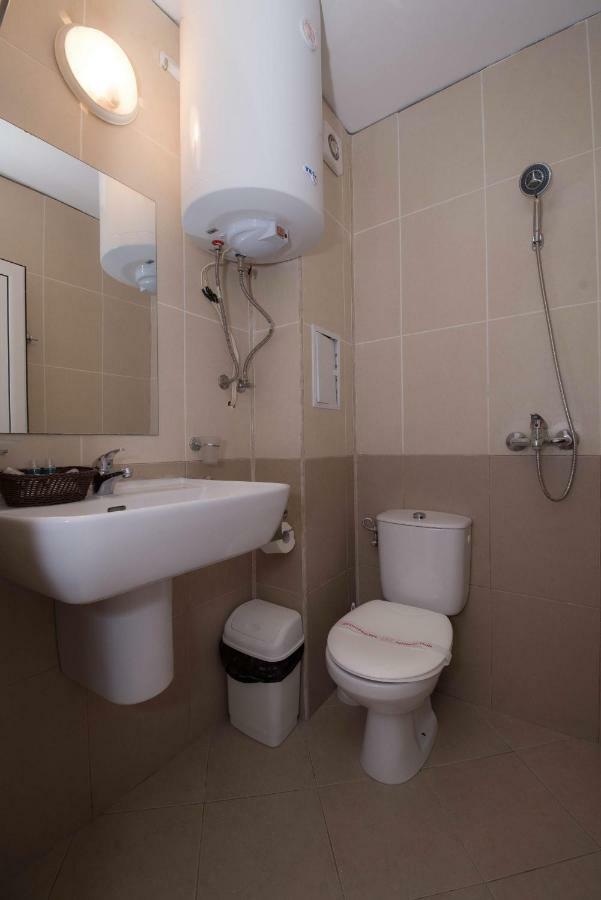Cherry Garden1 Apartments Несебир Екстер'єр фото